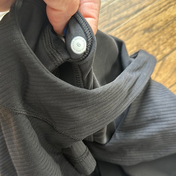 Lululemon Black Ribbed align 6 - Picture 6 of 6